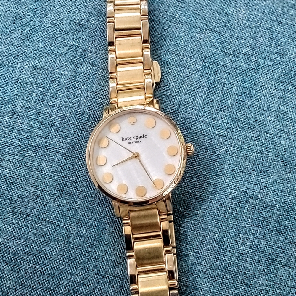 Kate Spade Women's Watch, Gold-tone band with Gramercy White Dial, NEEDS BATTERY